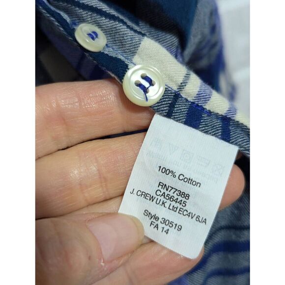J. Crew Women's Blue Plaid Flannel Button-Front The Perfect Fit Shirt Size XL - Picture 5 of 6